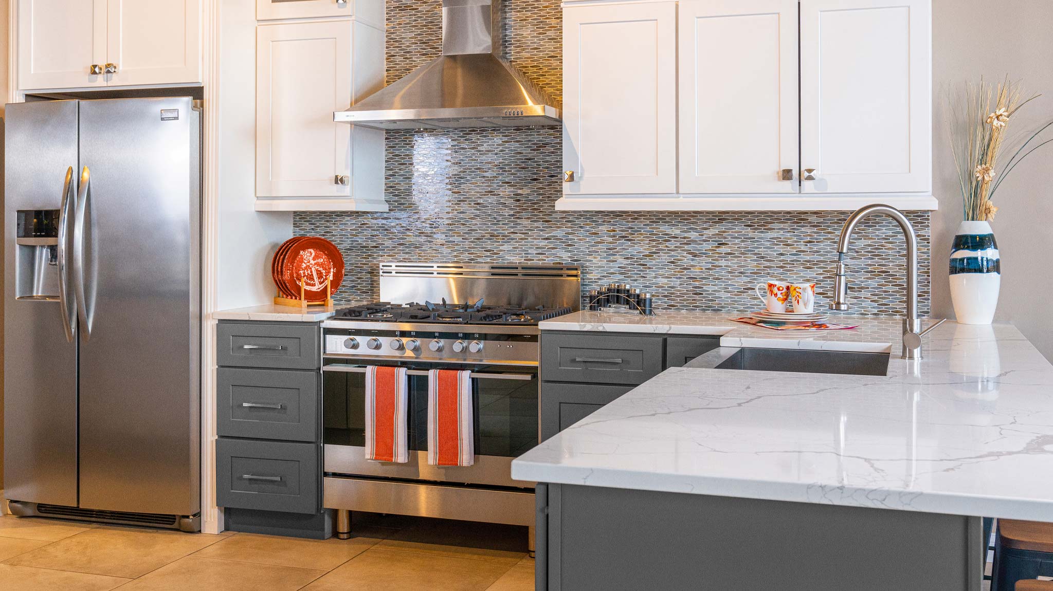 How Custom Cabinets Transform Kitchen Functionality